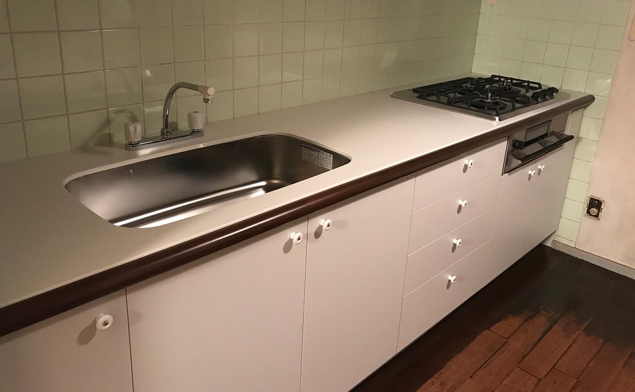 kitchen05.jpg