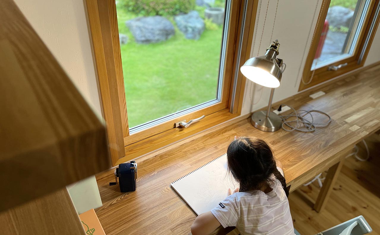 オーダー家具「子供用デスク」のご紹介 | オーダー・リペアなら WOODWORK CENTER by 相談家具屋